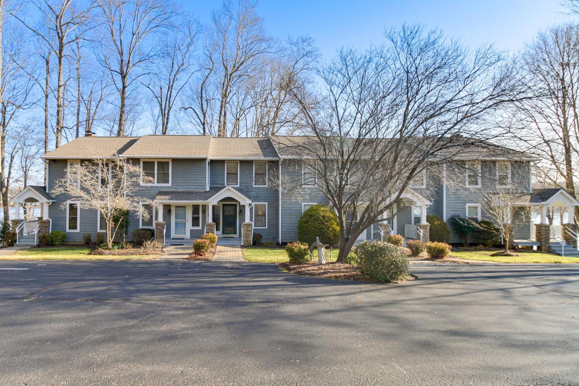 Lakefront Moneta Home With Community Boat Dock! Kültér fotó